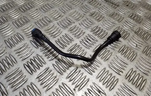 Volvo V40 Clutch pipe/line 