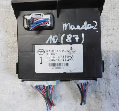 Mazda 2 Other control units/modules DG7L67560A KF063 J6847891
