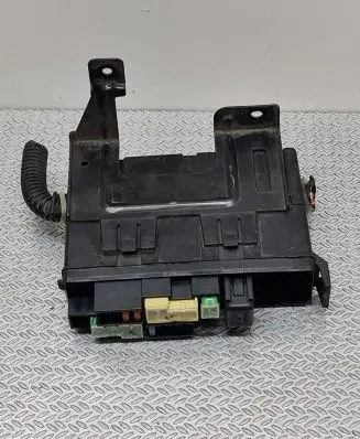 Nissan Note (E11) Fuse module 72545226