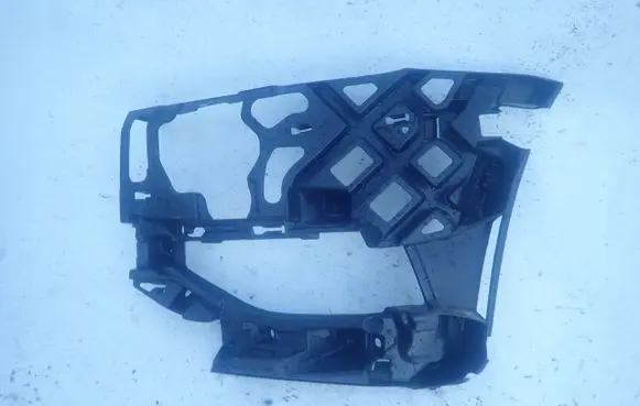 Volkswagen Golf VII Front bumper mounting bracket