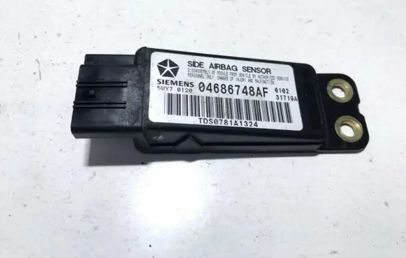 Chrysler Voyager Airbag deployment crash/impact sensor 04686748 5wy70120