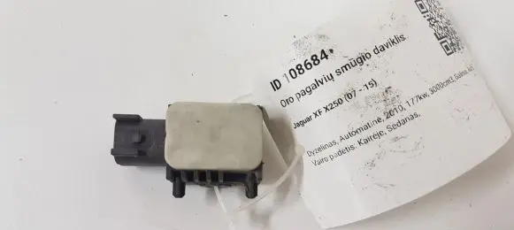 Jaguar XF X250 Airbag deployment crash/impact sensor 8X2314B006AA