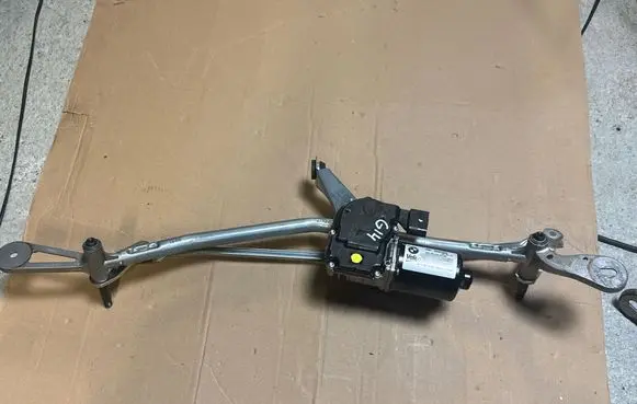 BMW 8 G14 Front wiper linkage W224102A