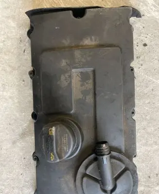 Skoda Octavia Mk2 (1Z) Rocker cam cover 03G103475