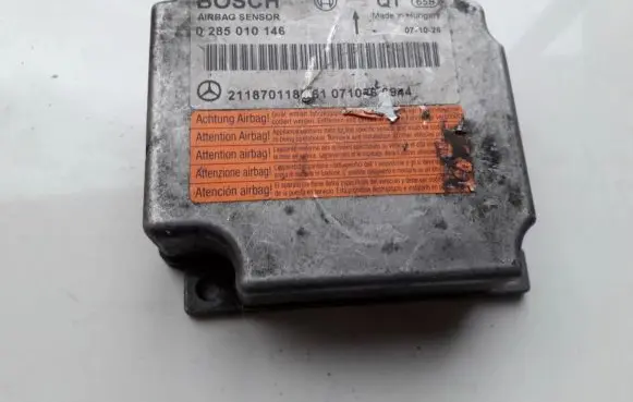Mercedes-Benz E W211 Airbag control unit/module 0285010146