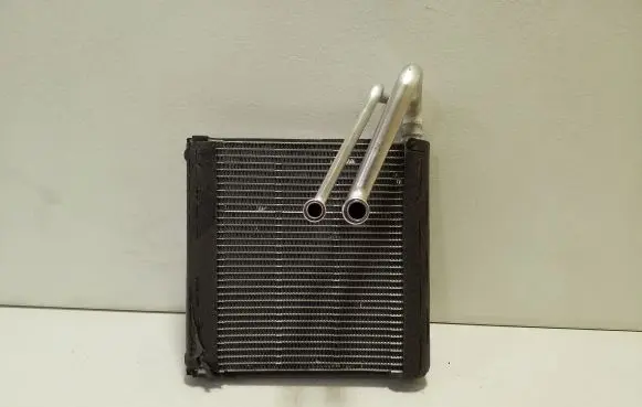 Air conditioning (A/C) radiator (interior)