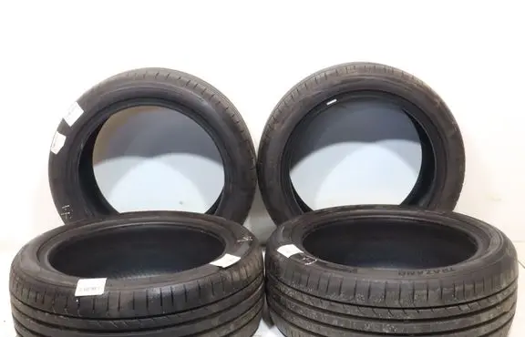 Skoda Octavia Mk2 (1Z) R17 summer tire 8859903100582