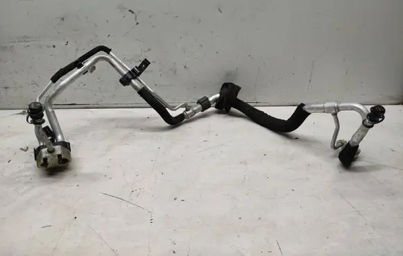 Volvo XC60 Air conditioning (A/C) pipe/hose 30742160