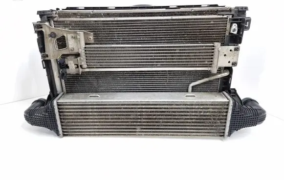 Mercedes-Benz CLS C218 X218 Radiator set A2045000200 6770176 12T290031