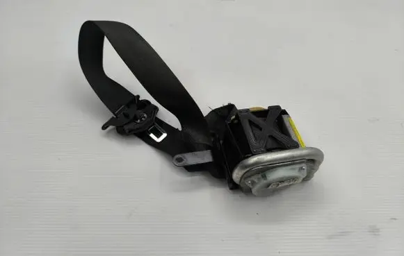 Opel Insignia A Front seatbelt 306532310