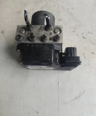 Volkswagen Sharan ABS Pump 7N0614109M