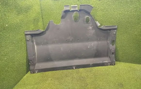 Renault Trafic III (X82) Engine splash shield/under tray 758908963R 93462149