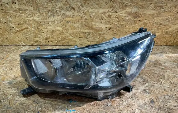 Toyota Hilux VIII Headlight/headlamp 81150-0KK60 S2510F085-M