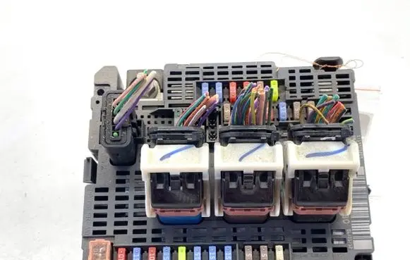 Citroen DS5 BSM Control unit 9677987580