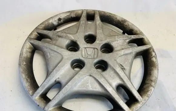 Honda Accord R15 wheel hub/cap/trim 44733seaj00 44733-sea-j00