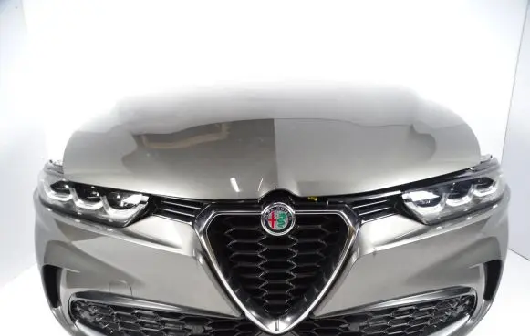Alfa Romeo Tonale Front piece kit 