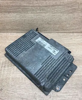 Renault Scenic III - Grand scenic III Engine control unit/module ECU 7700868304 S113717113D