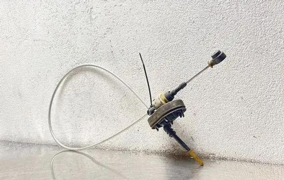 Opel Vectra C Gear shift cable linkage 13128356D