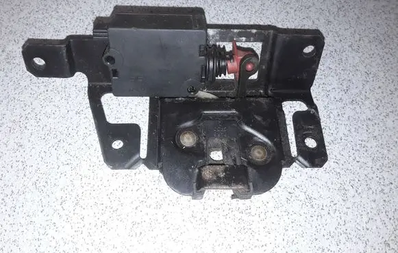 BMW 3 E46 Loading door lock 51247026192 7026192