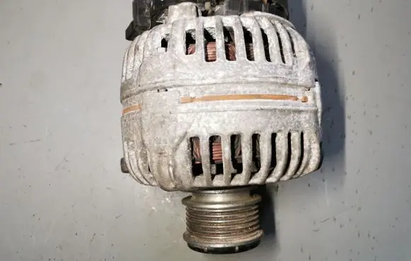 Volkswagen Caddy Generator/alternator 06F903023F 0124525091