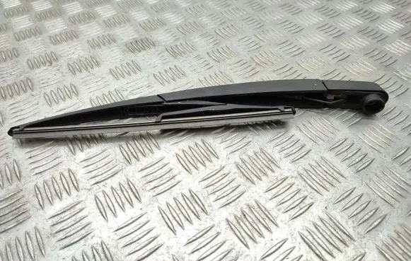 Peugeot 2008 II Rear wiper blade arm