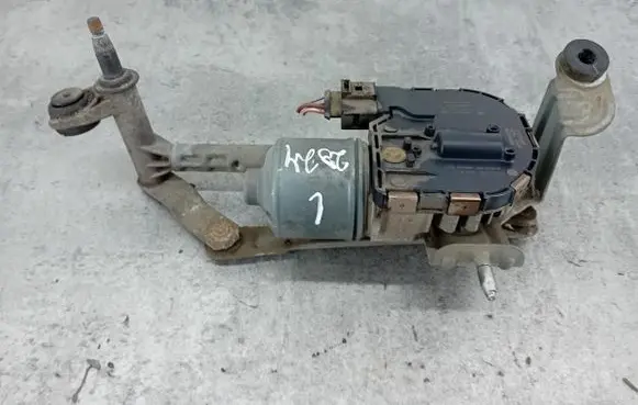 Front wiper linkage