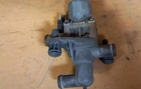 Mercedes-Benz Vito Viano W639 Electric auxiliary coolant/water pump 1147412047
