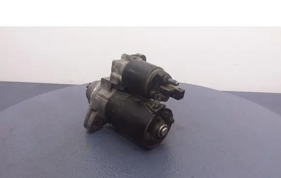 Volkswagen Polo IV 9N3 Starter motor 026309