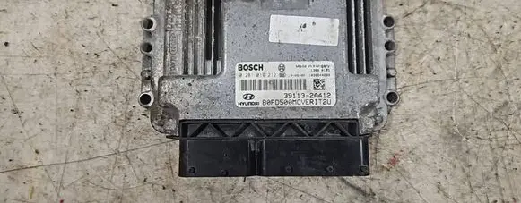 Hyundai i30 Engine control unit/module 0281017212 1039S44689 391132A412