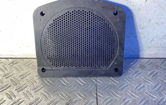 BMW 5 F10 F11 Subwoofer grill/trim 918778301 843710