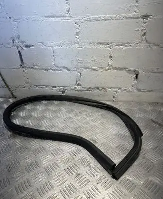 Volkswagen Touran I Engine compartment rubber 1t0823723