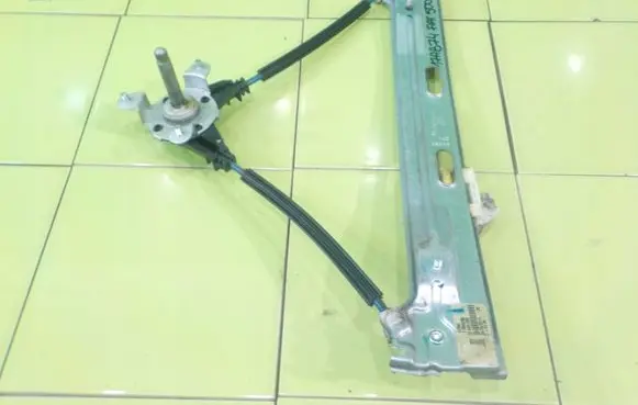 Fiat 500L Front door window regulator with motor 51884235