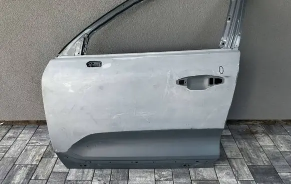Volvo XC40 Front door BSNAR 0142705