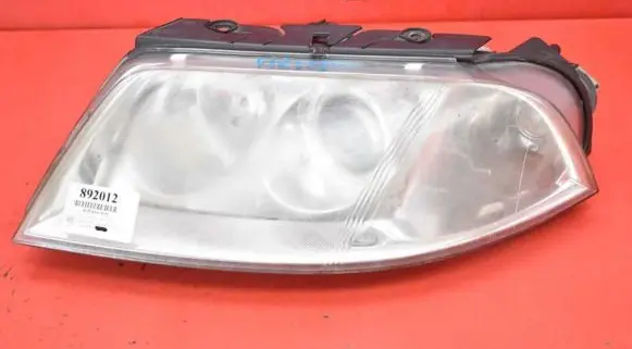 Volkswagen PASSAT B5.5 Headlight/headlamp 3B0941015AN