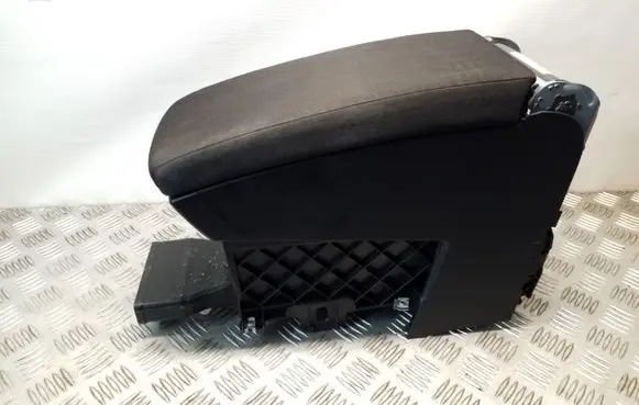 Volkswagen PASSAT B7 Armrest 3C0864207P