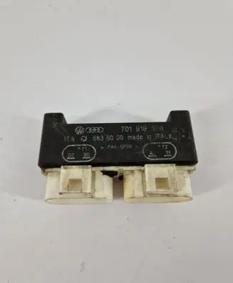 Volkswagen Transporter - Caravelle T4 Coolant fan relay 701919506