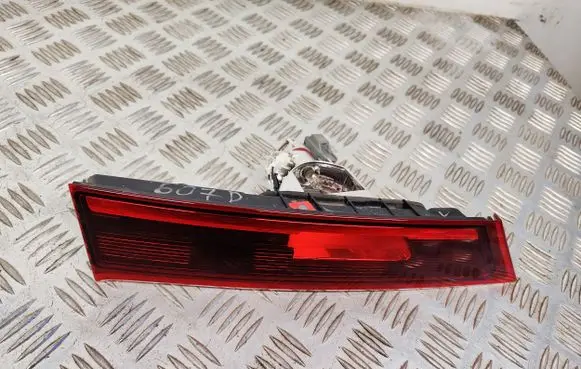 Volvo S90, V90 Tailgate rear/tail lights 31656777