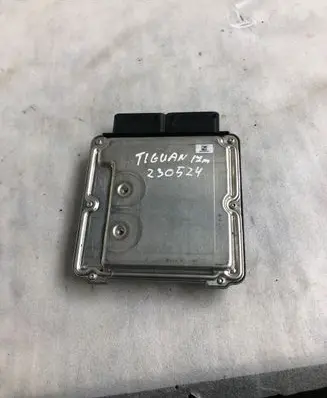 Volkswagen Tiguan Engine control unit/module 04l907309