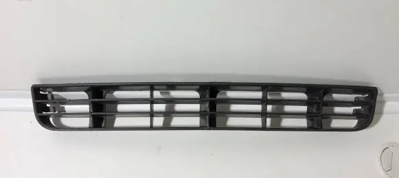 Audi A6 S6 C4 4A Front bumper lower grill 4A0807683 12068 683A