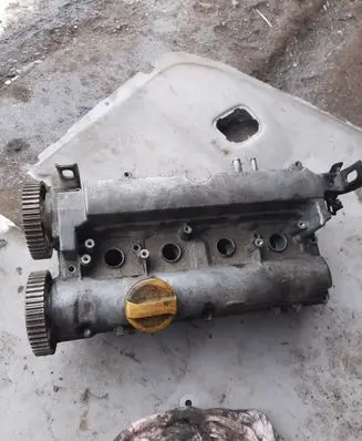 Opel Astra G Engine head 9242094