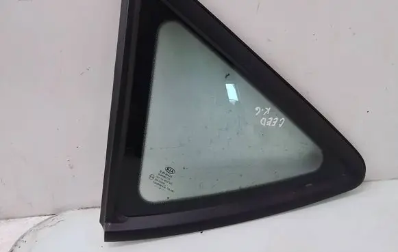 KIA Ceed Rear side window 43r000050