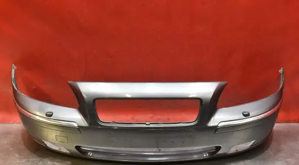 Volvo V70 Front bumper