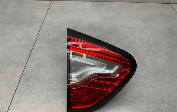Renault Captur Tailgate rear/tail lights 265554078R