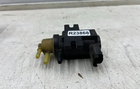 Ford Focus Valve vacuum AV6Q9S468AJ