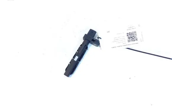 BMW 5 F10 F11 Crankshaft position sensor 7806782