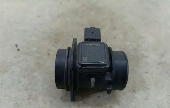Peugeot 207 Mass air flow meter 9647144080