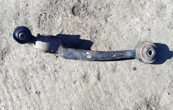 Audi A6 S6 C4 4A Front lower control arm/wishbone 4A0407158B