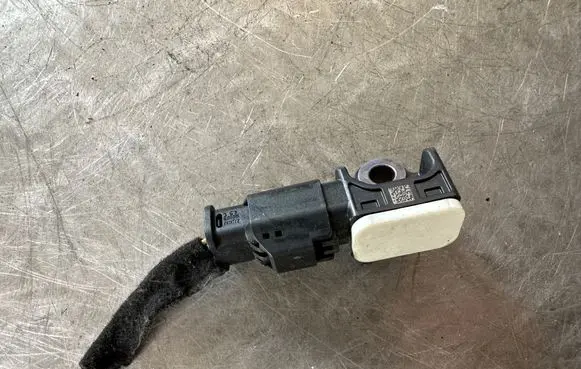 Peugeot 3008 I Airbag deployment crash/impact sensor