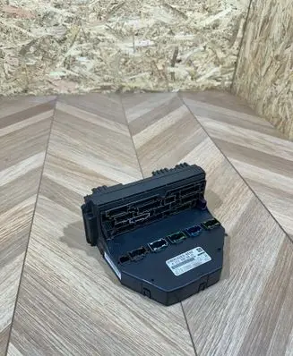 Mercedes-Benz C W204 Fuse module A2129005912
