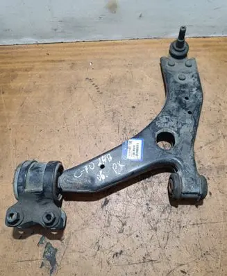 Volvo C70 Front lower control arm/wishbone 31277463